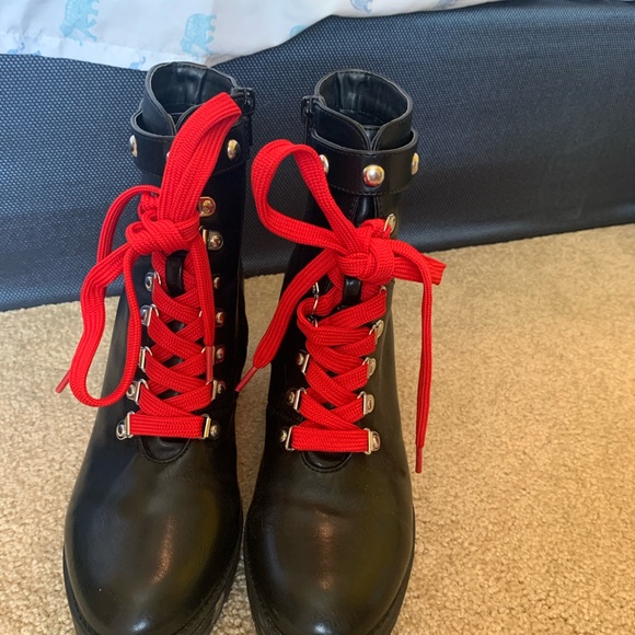 COPY - Red laced black combat boots - Picture 6 of 6